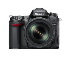 Nikon D7000 AFS DX 18 105G VR MM Cámara Réflex Digital