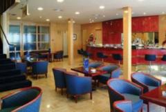 Hotel Tryp Valencia Azafata