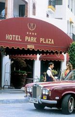 Hotel Park Plaza Suites