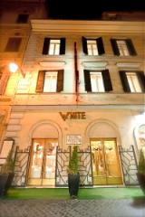 Hotel White
